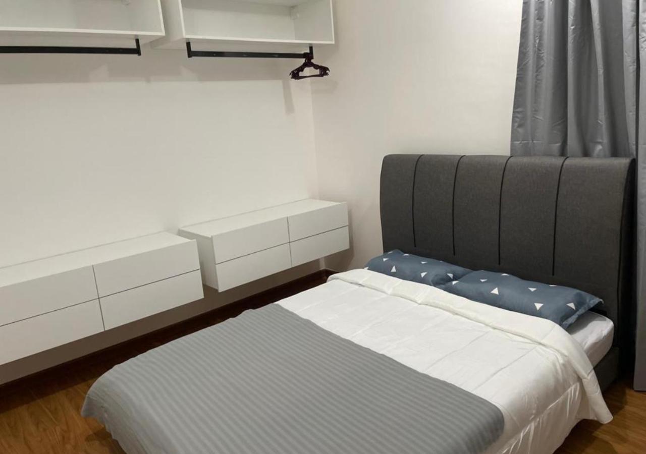 Beacon Executive Suites George Town Exteriör bild