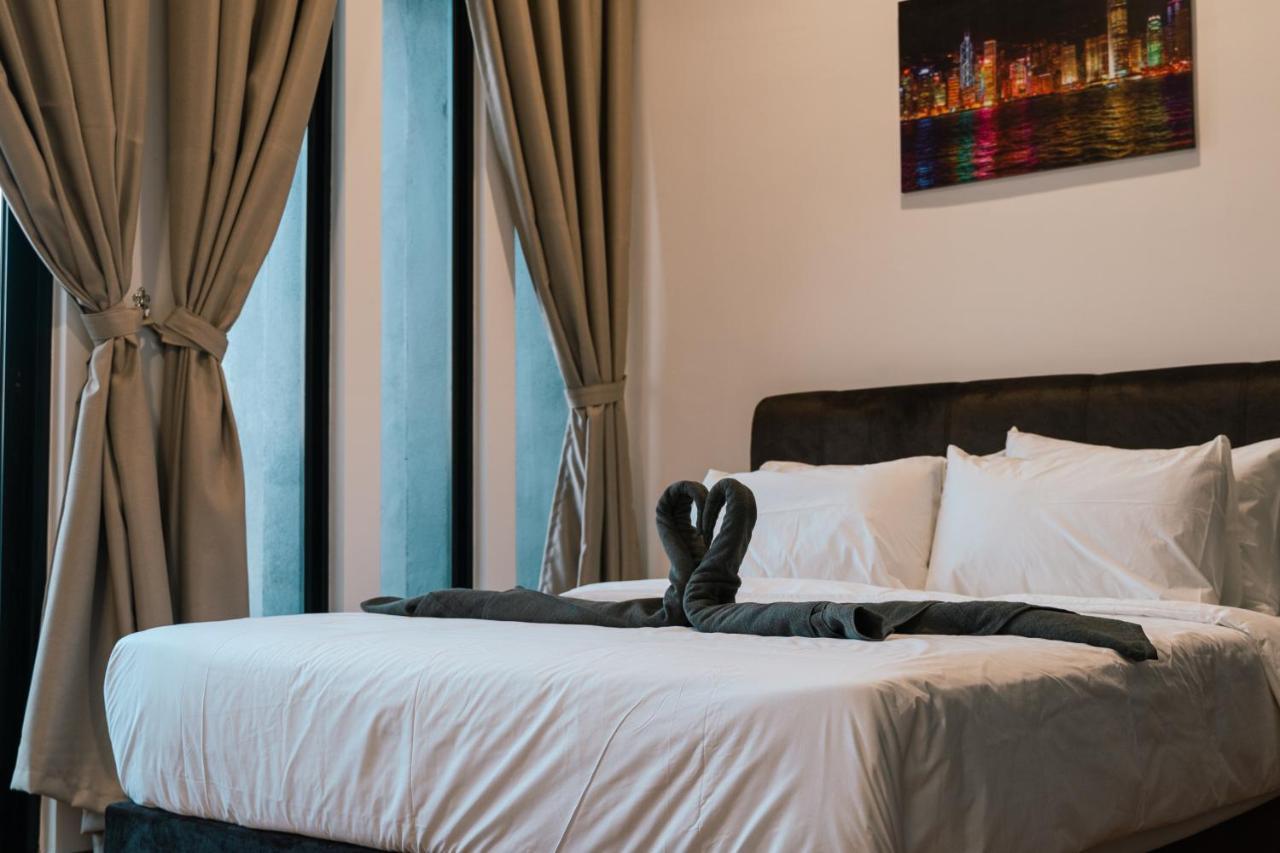 Beacon Executive Suites George Town Exteriör bild